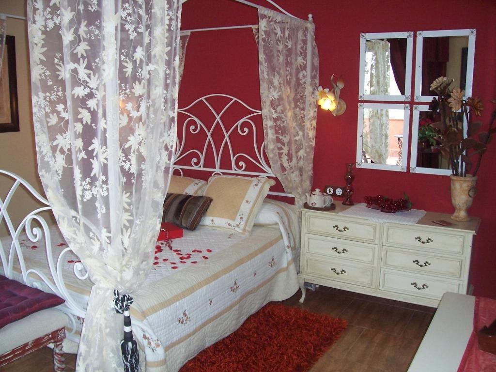 Laurel De La Reina - Boutique
